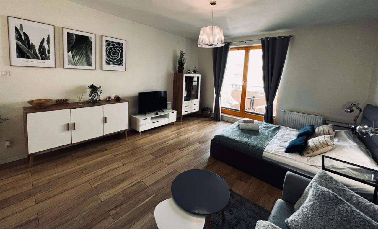 Apartamenty Amb ชเตชชิน ภายนอก รูปภาพ